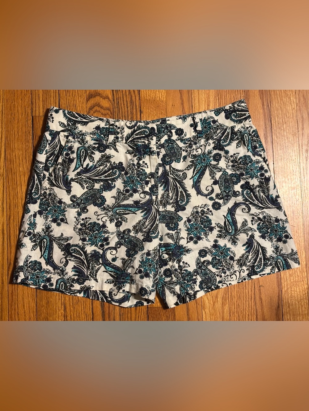 LOFT Paisley Linen Cotton Shorts in White & Blue Size 10